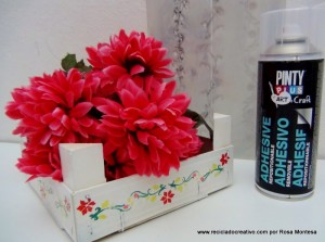 Reciclaje de cajas de fresas pontadas con plantillas