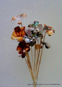Flores con papel de fotografía. Gladiolos