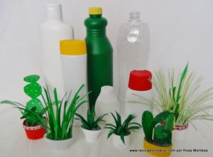 DIY Cactus realizado reciclando botellas de plástico