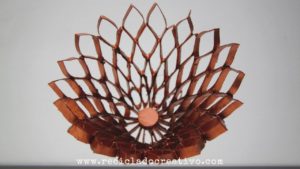 Tubos de cartón de rollos de papel de cocina reciclados