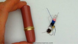 Pintalabios contenedor reutilizado