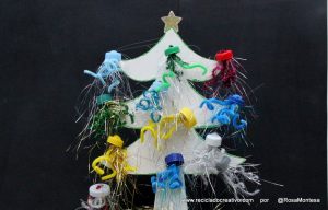 Navidad reciclando tapas de botellas de plástico
