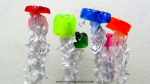 Medusas con botellas y bolsas de plástico - Talleres para niños