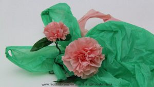 Flores rosas peonías- bolsas plásticas recicladas