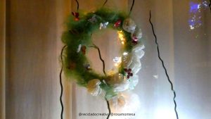 Navidad reciclando basuras marinas