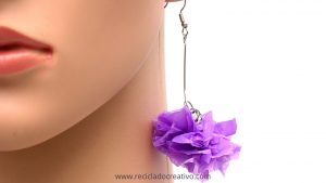 Pendientes reciclando bolsas de plástico moradas 8M