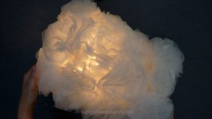 Lámpara reciclando plástico de bolsas o embalaje. Estilo nórdico Ikea Onda