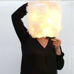 Lámpara reciclando plástico de bolsas o embalaje. Estilo nórdico Ikea Onda