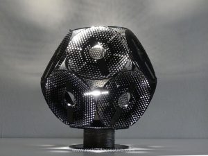 Lámpara reciclando carretes de filamento impresora 3d