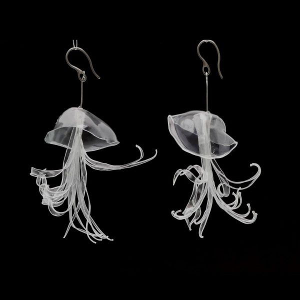 Pendientes Medusa con Plástico PET