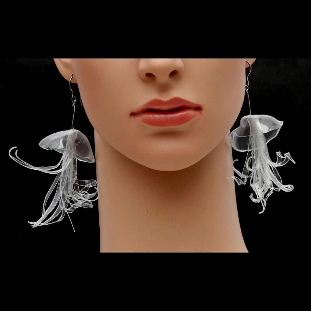 Pendientes Medusa con Plástico PET
