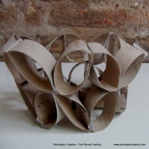 Florero Frutero flor de la vida Rollos de papel higienico - Vase made from toilet paper rolls