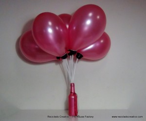 RecicladoCreativo. Recycling with water bottles and balloons. Reciclando con globos y garrafas de agua