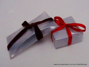 Cómo hacer cajas de regalo con una botella de pepsi reciclada