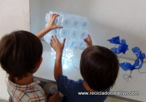 Con motivo de la celabración del Día Mundial del Reciclaje, hemos organizado una exposición de objetos realizados con material reciclado. Una segunda oportunidad para lo que muchas personas tiran a la basura. m On the 17th of May, we had an exhibition of creative objects made out of recycled material. A second time to items that others discard.