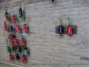 Jardín Vertical Cocacola #compartecocacolacon reciclado creativo rosa montesa