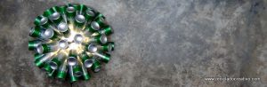Lámpara realizada con 50 botellas de cerveza recicladas. #yotambienquierouna Reciclado Creativo. Rosa Montesa