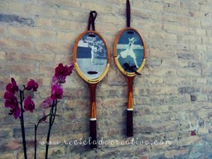 Raquetas de tenis reconvertidas en marcos de fotos