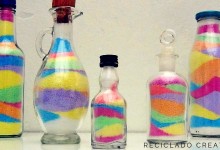 Taller de reutilización de botellas de cristal con sal y tizas de colores